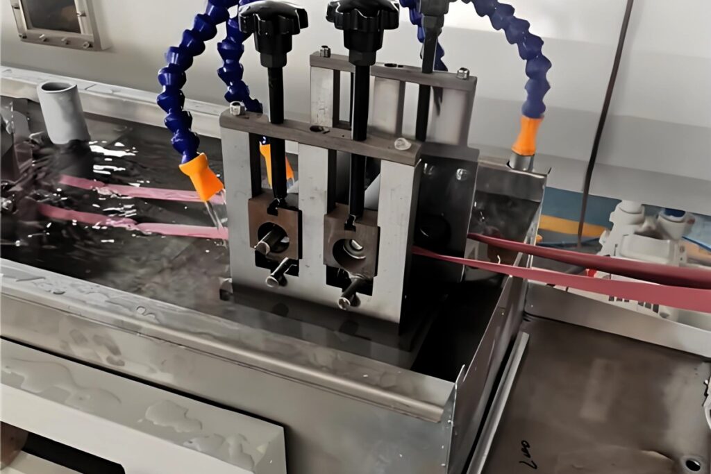 edge banding extrusion molding