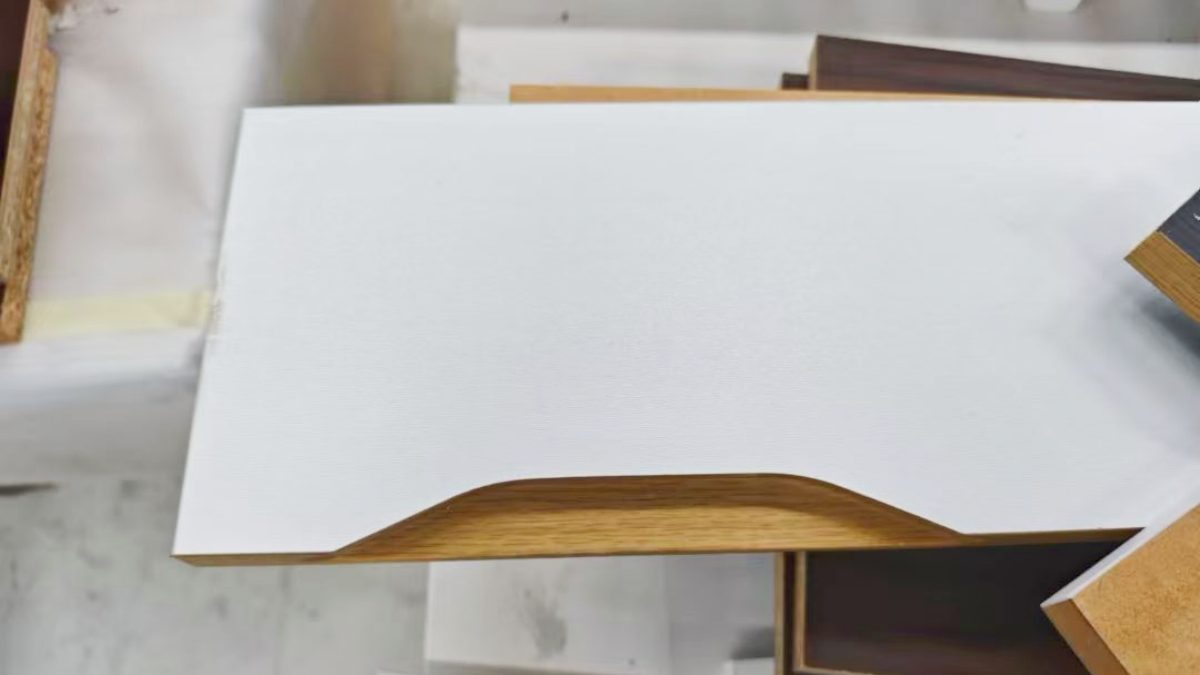 handle free furniture