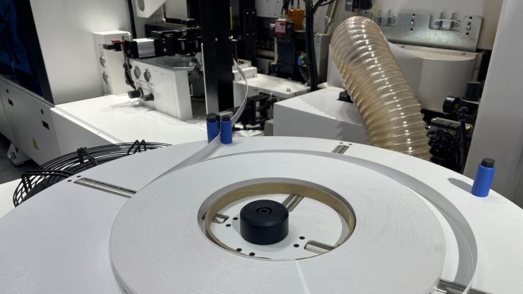 laser edge banding machine